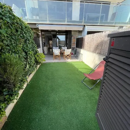 Apartment Flat With Garden