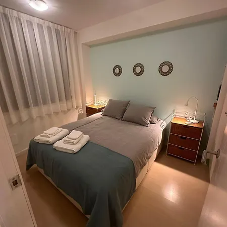 Flat With Garden Castelldefels