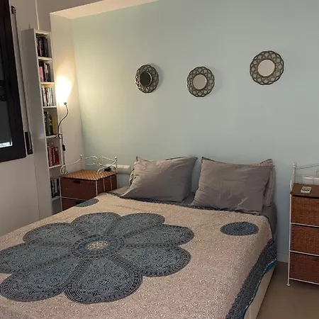 Flat With Garden Apartment Castelldefels