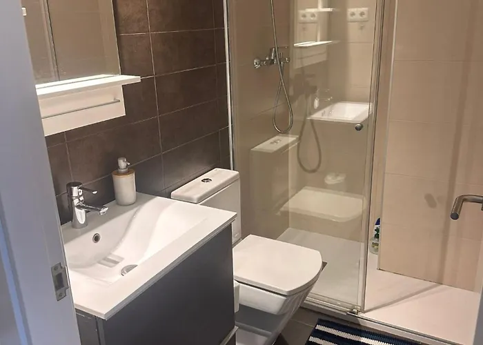 Апартаменты Flat With Garden
